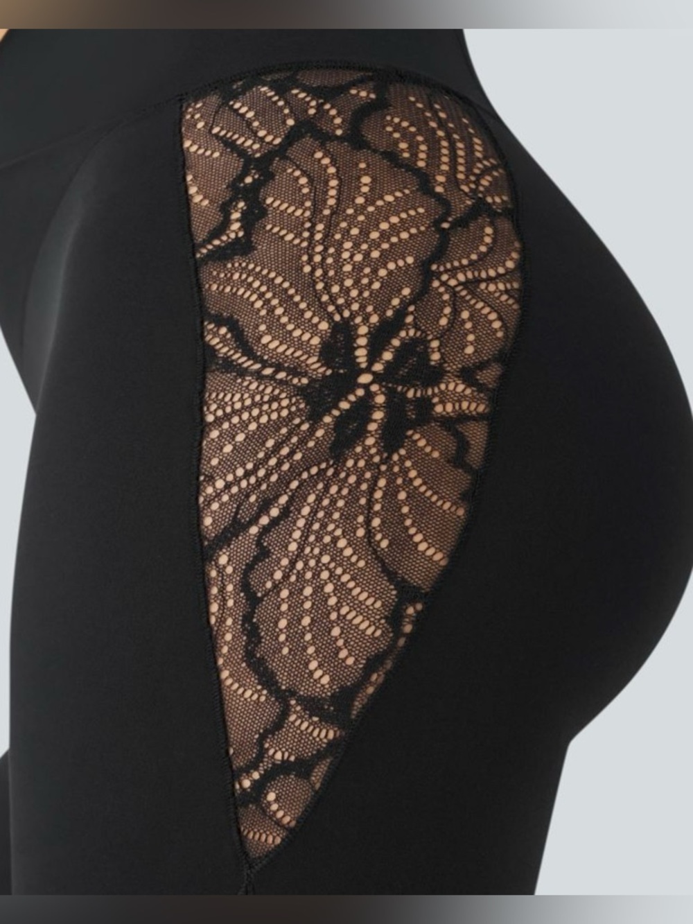 NWOT Halara SoftlyZero™ High-Waist Crossover Contrast Lace Pocket Yoga Leggings - Picture 4 of 9